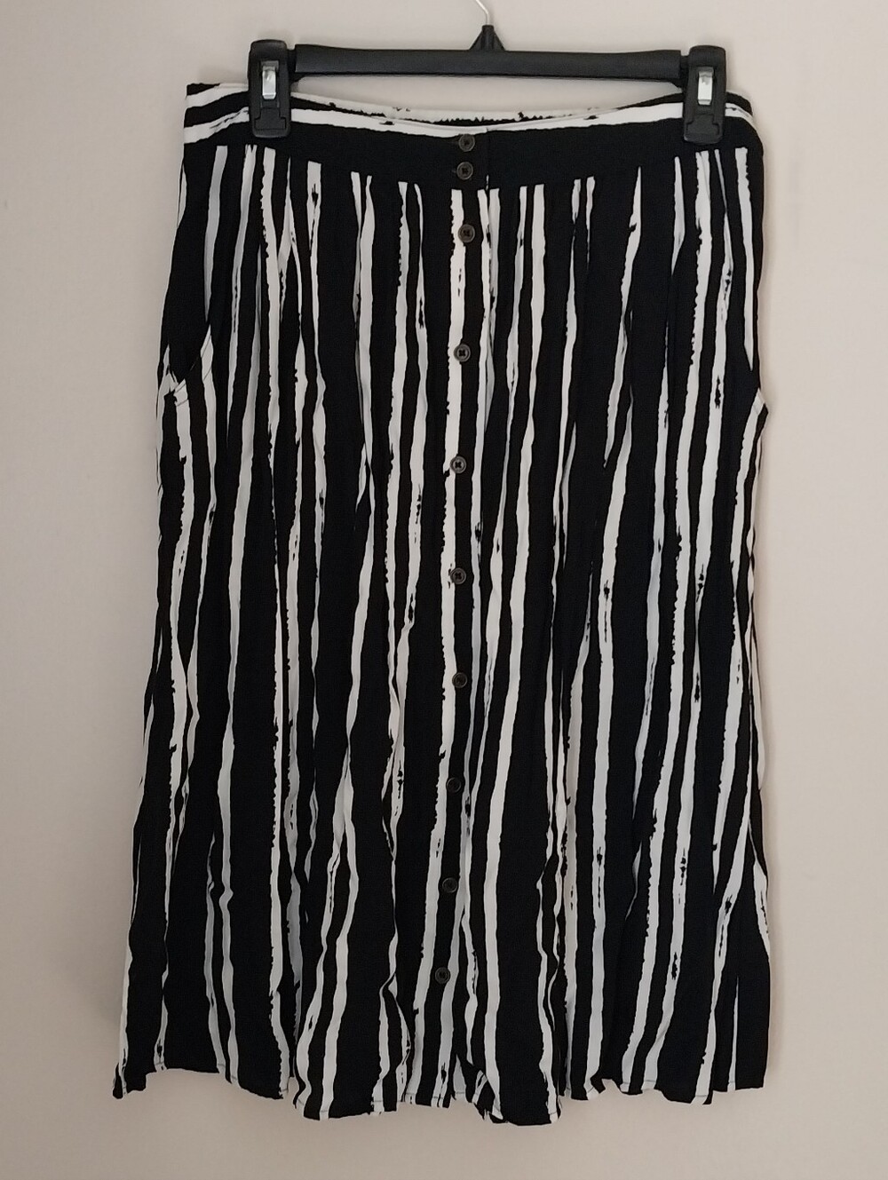 Midi Skirt With Pockets